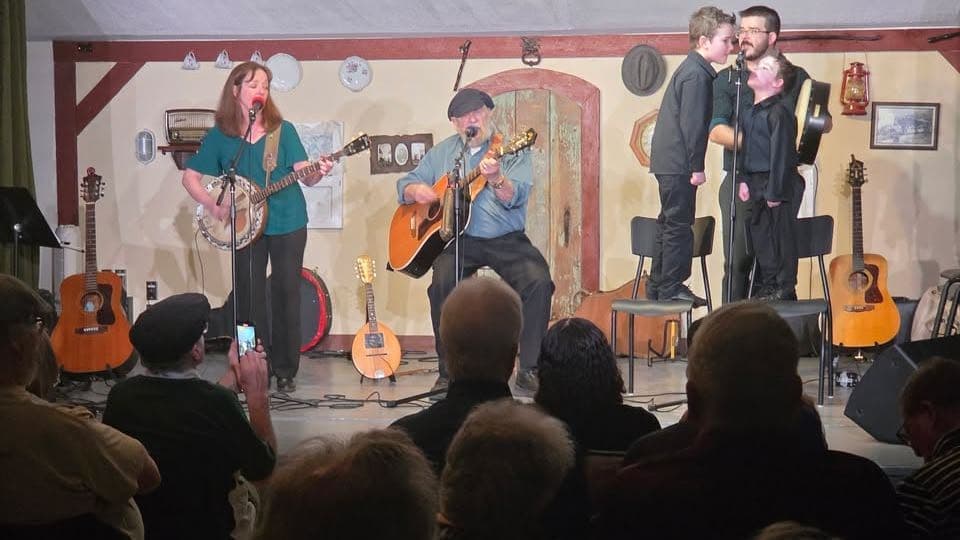Friday Night Ceilidh - Guinness with Jim Farrell, Laura Farrell, and Paddy Farrell with guest fiddler Flora MacLaine - September 25, 2026 7:30 pm