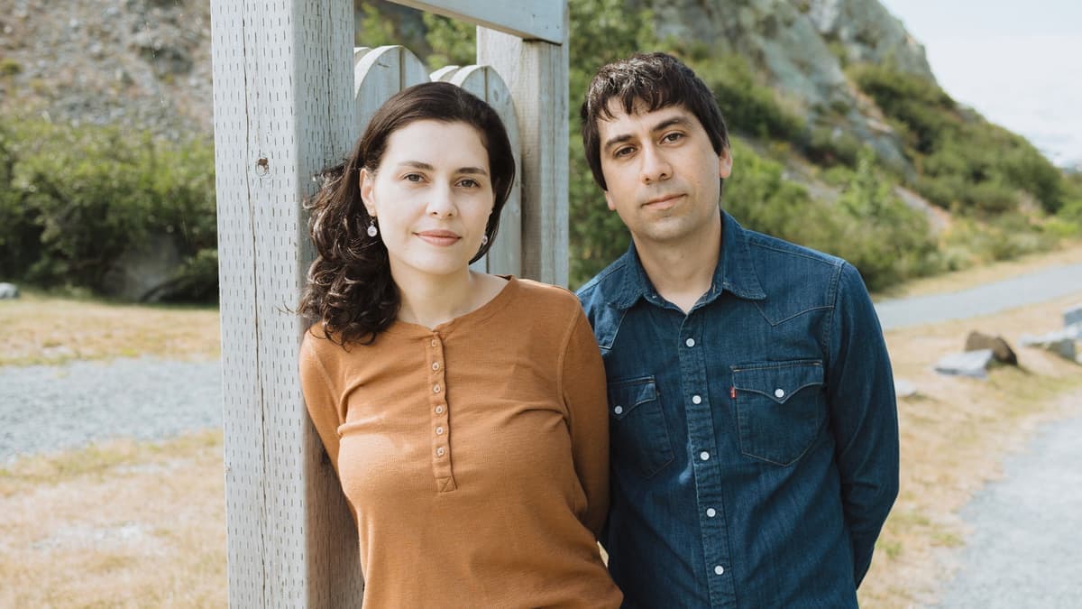 Ana & Eric @ The Battery Cafe