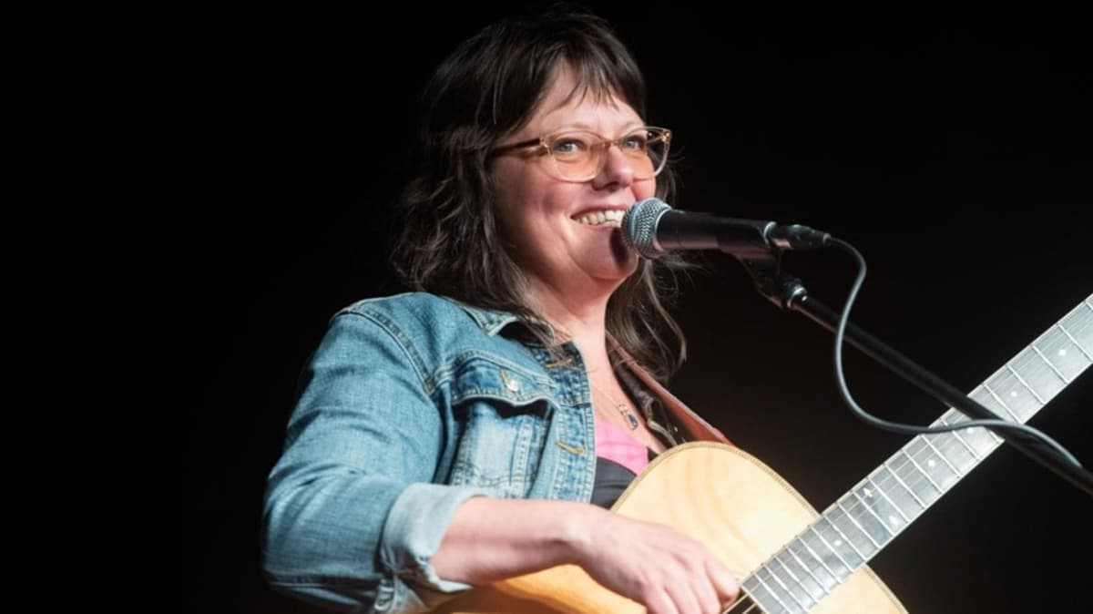 Sherry Ryan @ The Battery Cafe